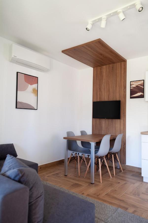 Hvt Comfort Apartments Mezokovesd Ngoại thất bức ảnh