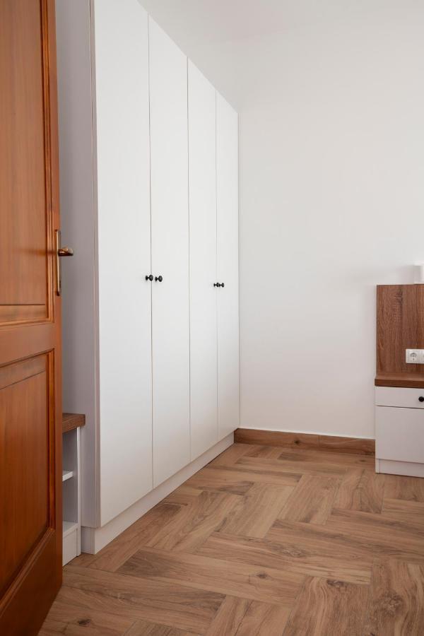 Hvt Comfort Apartments Mezokovesd Ngoại thất bức ảnh